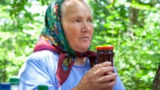 baka-od-75-godina-vitalnija-od-mladih-zena-–-evo-koji-recept-koristi-da-brzo-snizi-pritisak-i-secer!