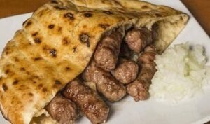 recept-za-cevape-kao-iz-cevabdzinice:-meso-je-socno,-a-lepine-mekane-kao-dusa